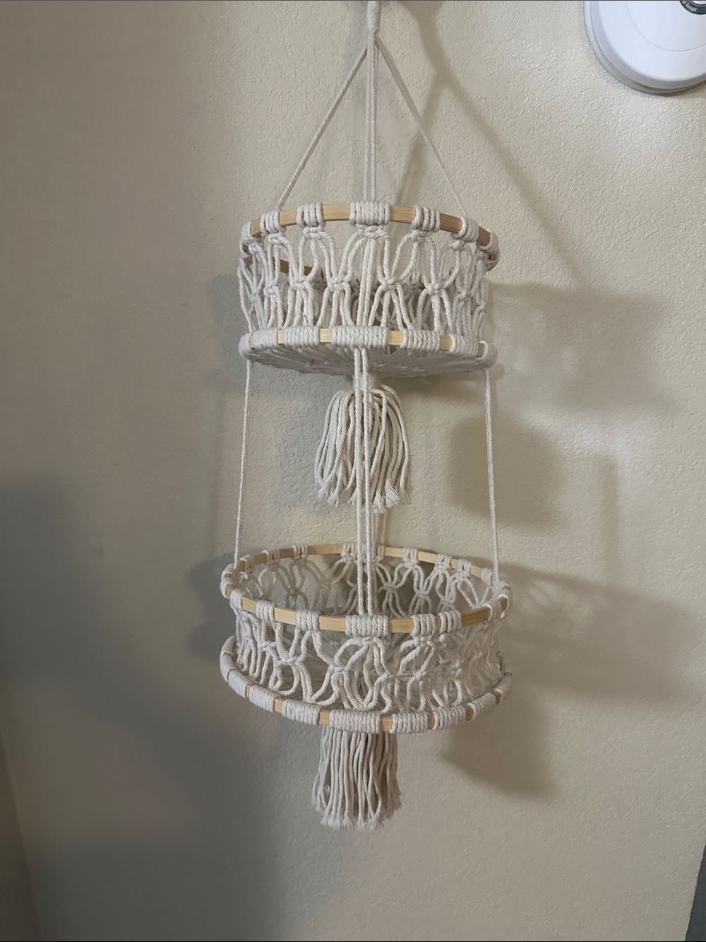 Macrome holder
